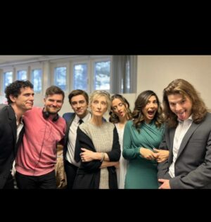 Cindy Sampson Instagram - That’s a wrap! Surfacing Day 21/21 🎬
So much gratitude to have shared it with these folks:
1. Number 1 @dammromeo 
2. Brilliant writer angel @jsharp27 
3. Baby boy @coltosaur 
4. Sis 💕 @ksuemurray (soon MRS!!)
5. So much dialogue
6. DIRECTOR/bestie! @christianvangel 
7. Just BLAISE @kidtarantino 
8. Obviously 
9. Whole crazy fam @sheilacmccarthy 
10. Dreams

Shout out to the amazing crew at @kalkaden_productions 
And my ride or dies @haileyroselandbarnesbeauty & @elliotteyedeas
