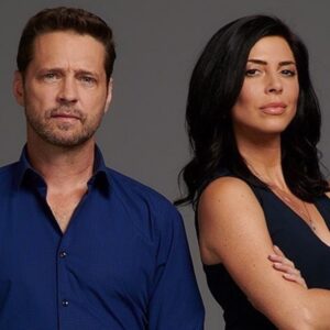 Cindy Sampson Instagram - 🇨🇦HEY CANADA🇨🇦
Season 4 Premiere date has been announced! 
We’re back November 2nd at 8pmEST on Global @globaltv 🎉🎉
#PrivateEyes @eone_tv #shangie
❤️