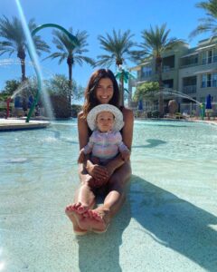 Actress Cindy Sampson HD Instagram Photos and Wallpapers May 2023