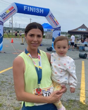 Cindy Sampson Instagram - Eat your veggies, drink your water, move your body 🏃‍♀️ 🏃‍♀️ 🏃‍♀️ 🏃‍♀️ 🏃‍♀️