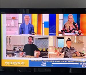 Cindy Sampson Instagram - So much fun filming a cooking segment for @morningshowca Head over to their IG for Private Fries recipes! 
Realized I had a lot of friend/family things in the background...
My Angie Everett coffee mug! Made by  the immensely talented at everything @jndcee ❤️
MY FISHIES!! A beautiful wedding gift from @rughookerjess that makes me feel less homesick. Check out all her amazing work! She does custom designs too 🐟 
A pic of Eddie! @gdave30 @annaraeleslie @myleftbreast 
Mackenzie’s graduation pic 💕 @rinv_78 
My succulent boat that I haven’t killed yet @mariedamasio 
Two photo cards from my mom in NS @jensam57 
Shoutout to my husband who built me a nice kitchen 😁
Shoutout to @jason_priestley cause I just ate a TON of french fries for breakfast 😬
Shoutout to our publicist @adriennekalis who asked why we didn’t just use the cute crinkly frozen fries 🤣