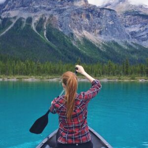 Claire Friesen Instagram - Paddling trip with my Dad 💛
#Alberta #explore #banff #Canada #emeraldlake #canoe #lake