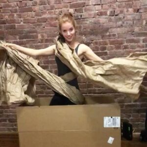 Claire Friesen Instagram - When your friend is packing to go on tour... 😂
#actor #broadway