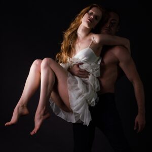 Claire Friesen Instagram - With the amazingly talented @jpcartin photographed by @michael_maughon
#moment #photography #dance