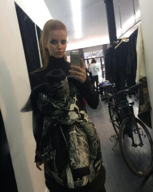 Claire Friesen Instagram - Apparently, this is how you’re supposed to wear a coat... 😂 #nyfw