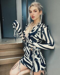 Clara Doxal Most Liked Photos and Posts