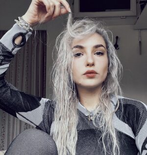 Clara Doxal Instagram - Pre brushing