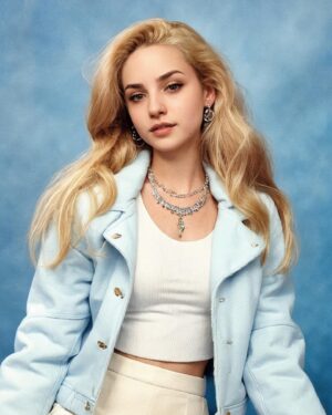 Clara Doxal Instagram - Je me reconnais que sur la grunge mdr!