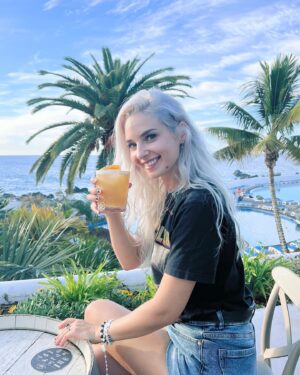 Clara Doxal Instagram - Dump canarien! 🇮🇨 Puerto de la Cruz/Orotava/teide/zazie salamandre/ Clara passion parapente