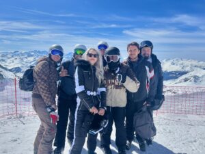 Clara Doxal Instagram - Les copains/les copains/le coucher du soleil sur val to/les copains/le mont blanc