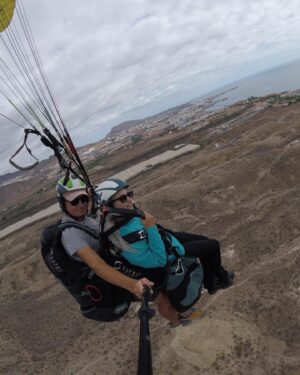 Clara Doxal Instagram - Dump canarien! 🇮🇨 Puerto de la Cruz/Orotava/teide/zazie salamandre/ Clara passion parapente