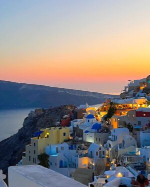 Clara Doxal Instagram - 🇬🇷Santorin en bleu et blanc 🏛️🏺