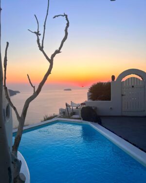 Clara Doxal Instagram - 🇬🇷Santorin en bleu et blanc 🏛️🏺