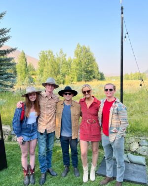 Clare Foley Instagram - Celebrating western style 🤠