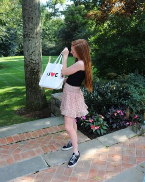 Clare Foley Instagram - starting off this back to school season by sharing school supplies with those who are less fortunate in my @cohengive bag❤️ #LoveTheGive