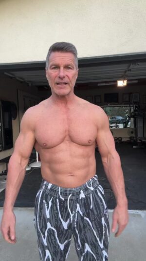 Clark Bartram Instagram - DM “F Super Bowl Commercials” if you’re ready to get off the couch and get fit once and for all!