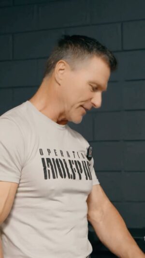 Clark Bartram Instagram - 🎒 Out with the OLD, in with the NEW!

We are coming to a gym near YOU! Where should we go next? Comment with the gym you frequent BELOW! 👇 

Operation WOLFpak is here to LEVEL UP your gym game!

Join hosts @wendyfortino and @clarkbartram on their mission to empower gym-goers to reach new heights with our cutting-edge WOLFpak bags.

This week, they hit up @society_oc in Orange County, and swapped OLD bags for BRAND NEW WOLFpak bags!

Check out our YouTube for the full Episode!
Link In Bio!

Mission Accomplished!

#wolfpak

NEVER AVERAGE ALWAYS A WOLF