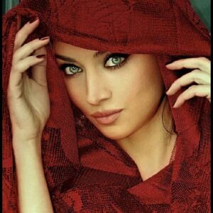 Claudia Lynx Instagram - December 2012

#claudialynx #persian #girls #iranian #shaghayegh