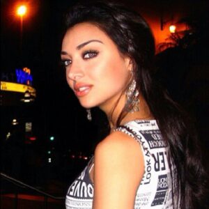 Claudia Lynx Instagram - #claudialynx #persian #iranian #girls