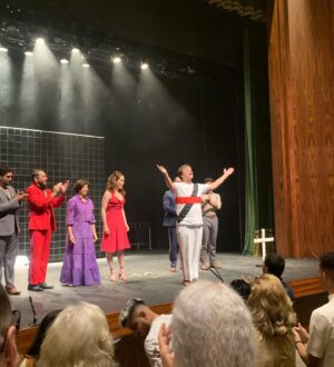 Claudia Souto Instagram - @afalecidateatro  no Teatro do Copacabana Palace 👏🏼👏🏼👏🏼👏🏼 #nelsonrodrigues @thelmo.fernandes @_camila_morgado @sergiomodena @gustavowabner @stela_freitas_atriz