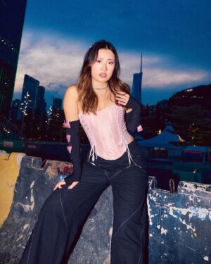 Claudia Tan Instagram - The band’s with me 💋

📷: @ravinsawesomepictures