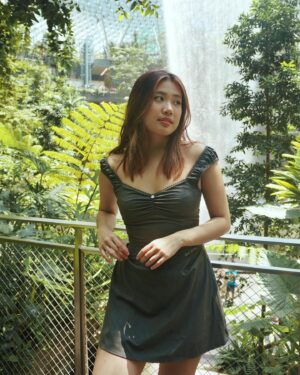 Claudia Tan Instagram - Can’t wait to be back in SG again next week 💋 do u guys have any travel plans soon? 👀