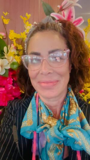 Claudia Wells Instagram - Heading home to LA & my home away from home @armani_wells tomorrow! ❤️💕❤️
See you next time #SF #SanFrancisco & gorgeous @parc55hotel ❤️❤️❤️
*
*
#claudiawells #joy #travelphotography @unionsquaresf 
*