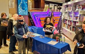 Claudia Wells Instagram - Having such fun @omnibusbookstore @canadiensmtl with wonderful #bttf #fans ❤️❤️❤️❤️