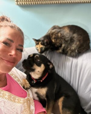 Claudia Wells Instagram - No place, like home. Back with my babies…home, sweet home. Back to my beautiful store @armani_wells tomorrow!! 

#armaniwells #claudiawells #homesweethome #love #joy #grateful #bttf #backtothefuture