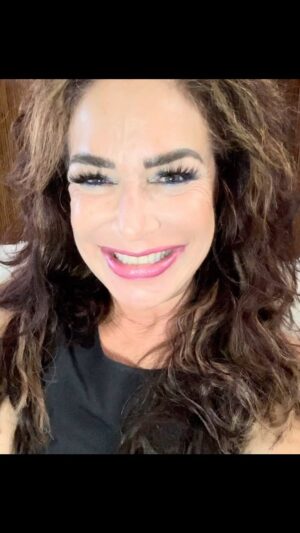 Claudia Wells Instagram - @instagram did this! #pix #memories #friends #appearances #pets #joy #love  #bttf #armaniwells #claudiawells #travel #bobgale