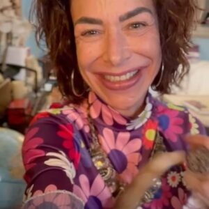 Claudia Wells Instagram - May God bless you & keep you for the most captivating, gracious 2024! 
Here’s to a safe last day of 2023! xxoo

#newyearseve #happynewyears #nye #nye2024 #claudiawells #bttf #backtothefuture