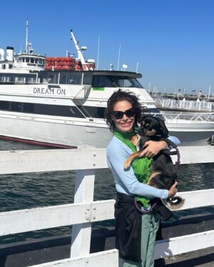 Claudia Wells Instagram - Charlotte wants to take one of her yachts for a cruise, & I said no because Mommy wants to join the fantastic group of movers n shakers up the street at the events!!
Happy to be alive! Happy  Tuesday, everyone! ❤️❤️❤️❤️❤️❤️❤️

@secretknock.co #secretknock #secretknock2024 #sandiego #claudiawells #armaniwells #bttf #yacht #beautiful #marina