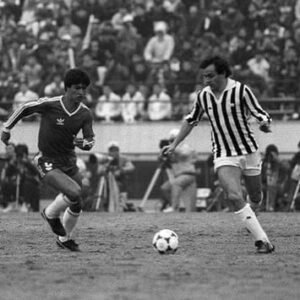 Claudio Borghi Instagram - 36 años de la final de la Copa Intercontinental frente a Juventus 🐞 @aaajoficial