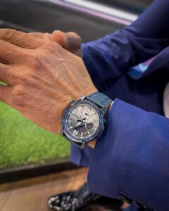 Claudio Palma Instagram - Me encantan los relojes y la verdad es que estoy sorprendido con una gran variedad que tienen mis amigos de @todoreloj.cl , para diferentes estilos y ocasiones . 
Desde relojes deportivos,  hasta relojes con carga solar!. Todo medio de pago y con servicios de despacho.
@todoreloj.cl , unos tremendos ⌚️🔥 !.