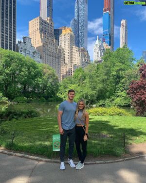 Clay Honeycutt Instagram - Love this woman. Don’t worry, I saved the best for last.
