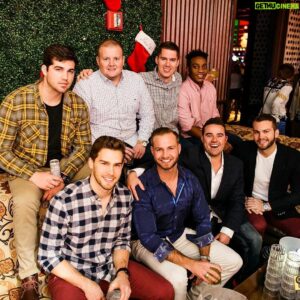 Clay Honeycutt Instagram - 🇫🇷