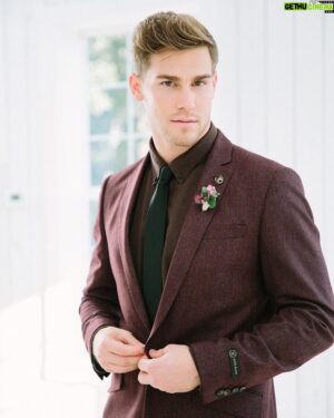 Clay Honeycutt Instagram - 👔💩