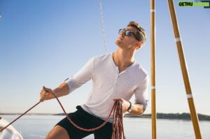 Clay Honeycutt Instagram - @mizzenandmain 



@richardross 
@wtfareuwearing 
@lemonstergo
@jen_reeves
@lc_sullivan
@lady_lavelle