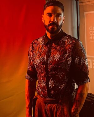 Clayton Cardenas Instagram - San Diego Comic Con custom fit by @valenciacollective