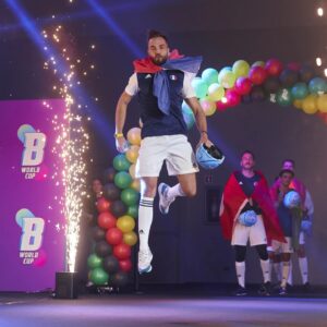 Clément Dumais Instagram - Nouveau sport improbable : Le Balloon World Cup !

J'ai représenté la France au dernier championnat du monde, je vous raconte tout ça ce soir 18h sur Youtube !

2 joueurs, une arène, un ballon de baudruche, que le meilleur gagne !
Mon premier match de la compétition : France vs USA.

VAMOS !
▪
Un énorme merci aux organisateurs du @balloonworldcup !
▪

#balloonworldcup #kameto #newsport #barcelone #ibai #photography #ninjawarrior #climbing #bouldering #parkour #freeclimbing #worldchampion #explore #sport #hittheroad #escalade #grimpe #artdudeplacement #france #teamfrance #fit #fitfam #teamshape #worldchasetag #champion #worldchampion #france