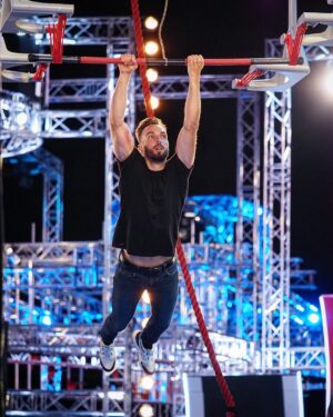 Clément Dumais Instagram - Demain c’est la grande finale de Ninja Warrior saison 6 !
6 ans putain et 6 finales ! Ça ne nous rajeunit pas. 😅

Déjà très fier de mon parcours cette année, mon objectif c’était le mega mur, mission réussie donc le reste c’est que du bonus. ☺️
Certes, le bonus de la Tour des Héros à 100k met très très bien mais je vous rappelle que le jeu est réputé presque ingagnable. Le chemin va être long jusque là !

On se matte l’émission ensemble comme la semaine dernière en live sur ma chaîne Twitch dès 20h, soyez là 🔥

Un cœur rouge = un obstacle de moins pour la tour des héros.
(Si seulement mdr)

Crédit photo : Laurent Vu / TF1
@laurent_vu @tf1 @ninjawarriortf1

#ninjawarrior #ninjawarriorfrance #parkour #escalade #hittheroad #season6 #tf1 #denisbrogniart #christophebeaugrand #irismittenaere