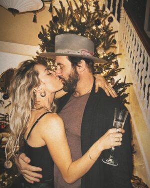 Clive Standen Instagram - Happy New Year 🍾