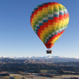 Clive Standen Instagram - Hot air ballooning, watching the Canterbury plains begin to wake, and seeing the sun rise upon high ...Magic.