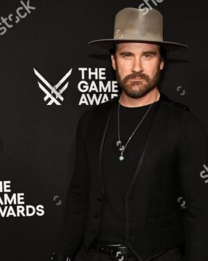 Clive Standen Instagram - Red carpet fun representing @saber.games & @focus_entmt at the @thegameawards 2023