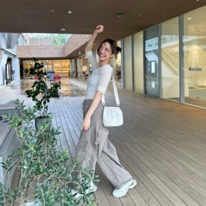 Clover Kao Instagram - 拍到最後表情逐漸母湯😆