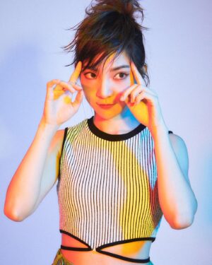 Clover Kao Instagram - 非常喜歡の一組照片🥹🥹🥹
完全選不出來最喜歡哪一張
你們幫我選？？？

Photo/ @portrait.mose 
Hair/ @1995christy_ 
Makeup/ me
Clothes/ @shanshanisagoodgirl_33