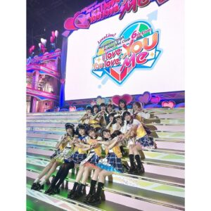 Coco Hayashi Instagram - 🌈✨✨
．
大好きで大リスペクトしているみんなと🌈
みんなでわちゃわちゃ撮った写真も、
ツーショットも、どれも愛しい。
⁡
みんながいてくれるから、
私は頑張れます！！！
．
．
#lovelive #虹ヶ咲