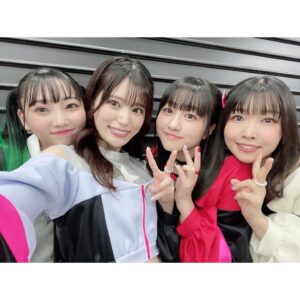 Coco Hayashi Instagram - 🌈✨✨
．
大好きで大リスペクトしているみんなと🌈
みんなでわちゃわちゃ撮った写真も、
ツーショットも、どれも愛しい。
⁡
みんながいてくれるから、
私は頑張れます！！！
．
．
#lovelive #虹ヶ咲