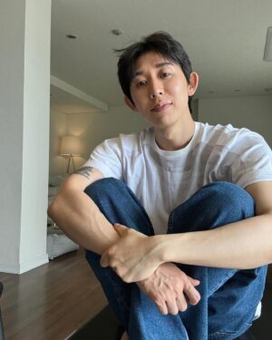 Code Kunst Instagram - 오랜만에 모아 두었던 사진을 올려 봅니다. 요즘에 저는 한마디 한마디에 마음을 담아가며 지내고 있어요. 모두 좋은 일이 가득하기를 바라요