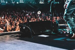 Cody Johnson Instagram - Y’all showed up in Florida! 
See you this weekend Indiana and Alabama!

📸 @jttex